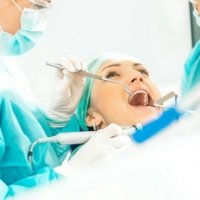 Лечение зубов в Санкт-Петербурге